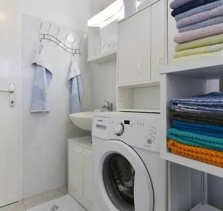 Skara Apartment